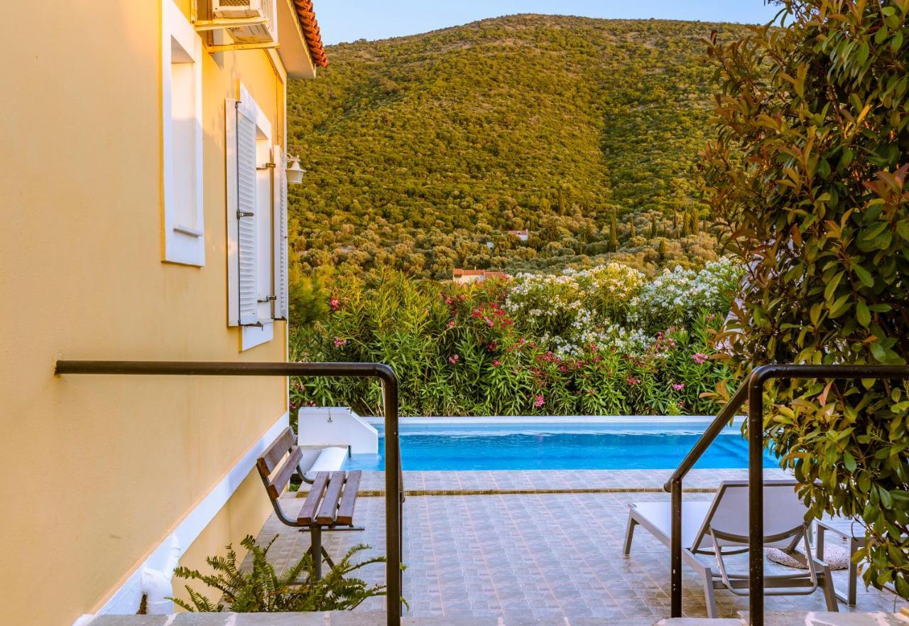 Mouzakis Villas Agia Paraskevi  Esterno foto