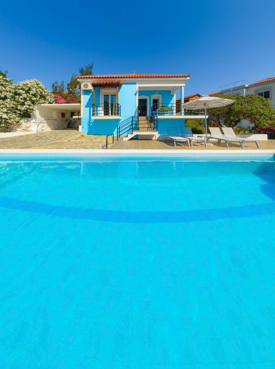 Mouzakis Villas Agia Paraskevi  Esterno foto